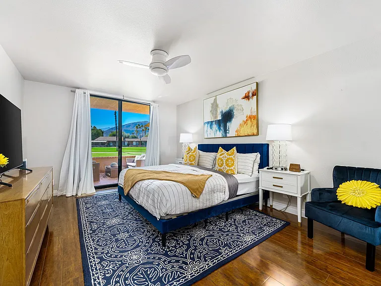 56 La Ronda Dr — Photo 13