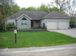 942 Beryl Ct, Rochester Hills, MI 48307