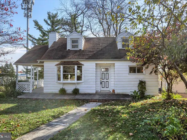 3991 Sunnycrest Dr, Harrisburg, PA 17109