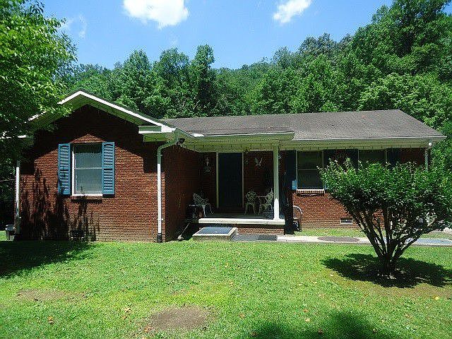 1st image of 82 Elkhorn Dr