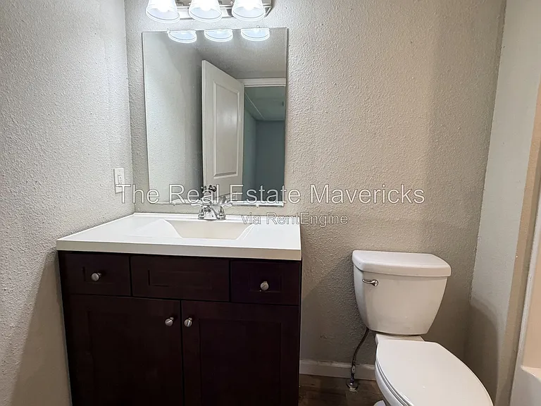 46 Trinity Rd #1 — Photo 20