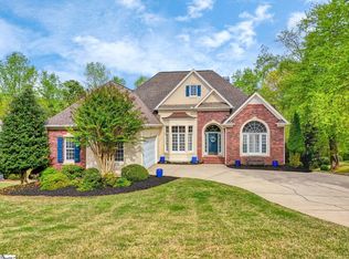 239 Horseshoe Cir, Spartanburg, SC 29307