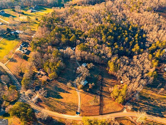 3rd image of 873 Long Rd