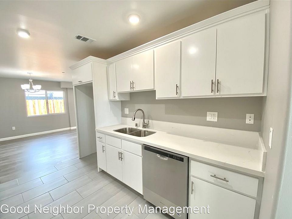 1st image of 2418 E 114th St #A