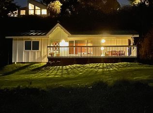 2223 Cranes Landing Dr, Greenbank, WA 98253