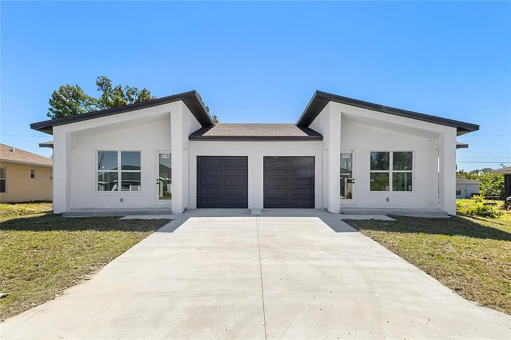 3 bed, 2.0 bath, 1125 sqft, $1,850 — Photo 1