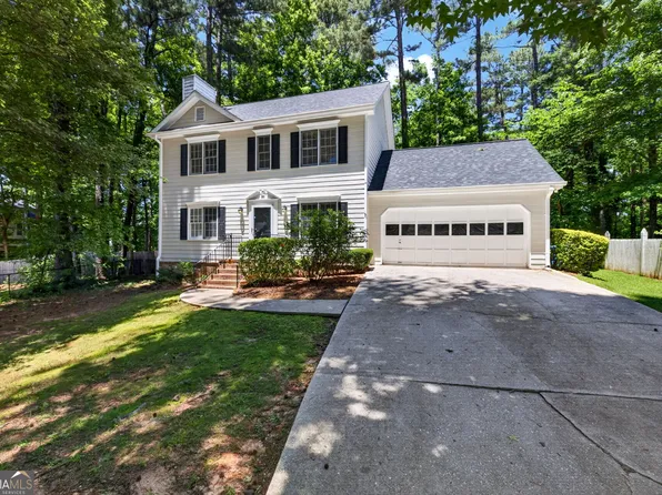 3359 Woodrock Ln, Snellville, GA 30078