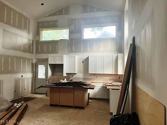 3rd image of 3600 Whitman Ave