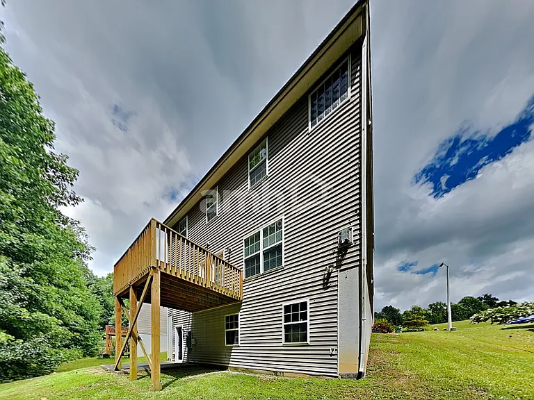 1525 Essexwood Dr — Photo 21