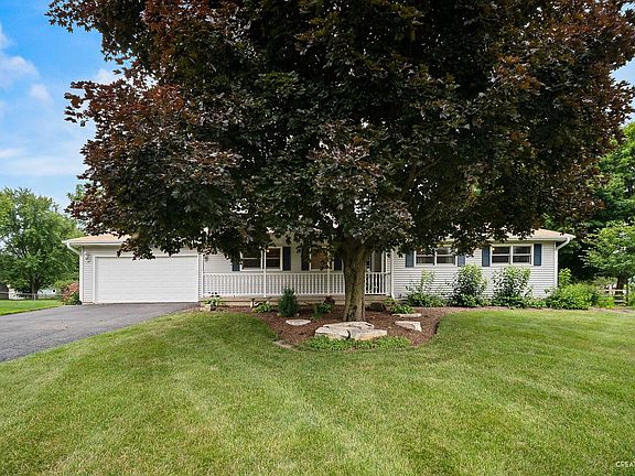 3rd image of 46W603 Katie Dr