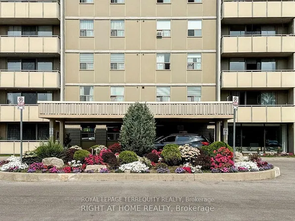 1338 York Mills Rd #205, Toronto, ON M3A 3M3