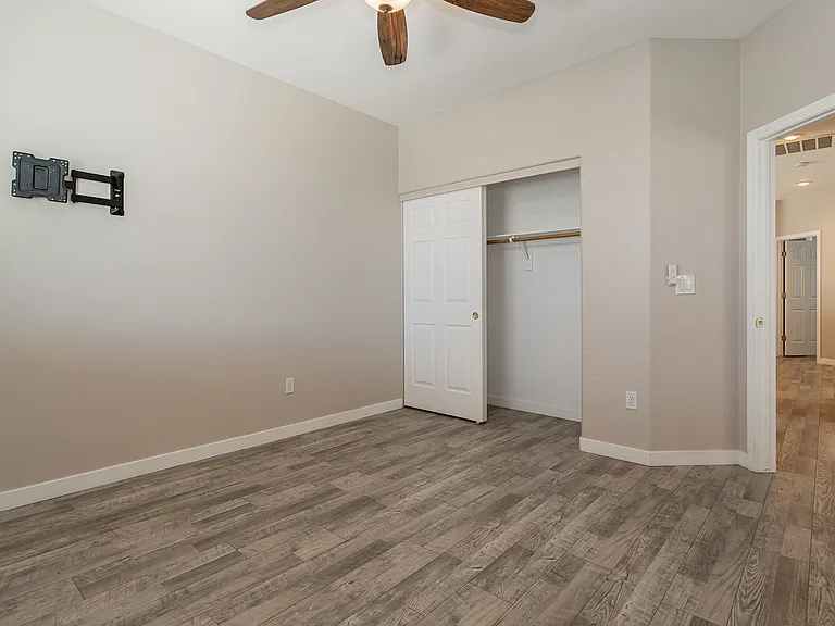 8611 Splendid Leaf Ct — Photo 40