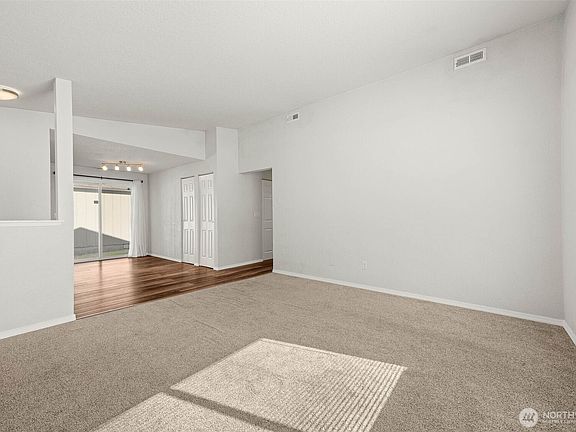 5th image of 735 Hamelin Lane SE