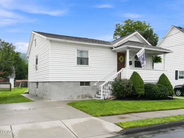 22 Old Sullivan St, Kingston, PA 18704
