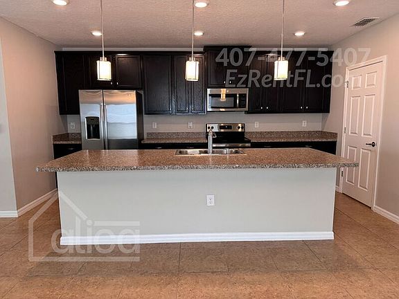 3rd image of 426 Kestrel Dr