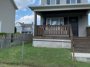 105 Wood St, Rostraver Township, PA 15012