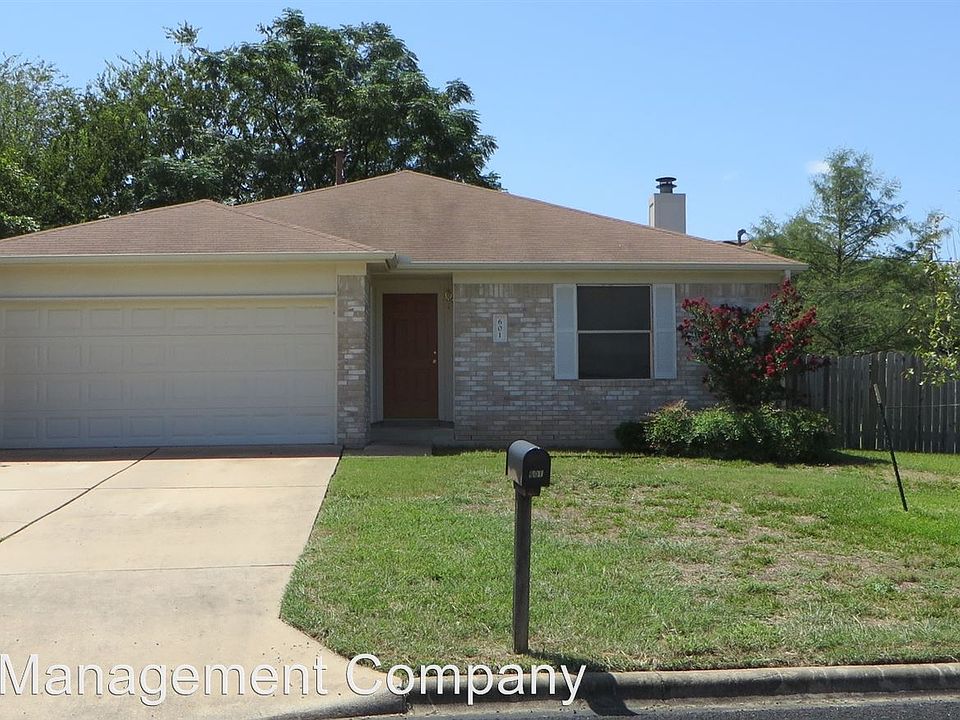 1st image of 601 Rockmoor Dr