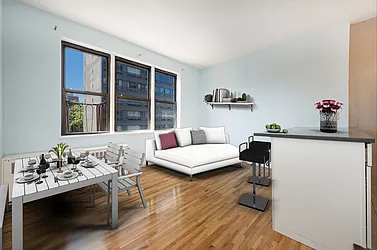 Rented by Living New York