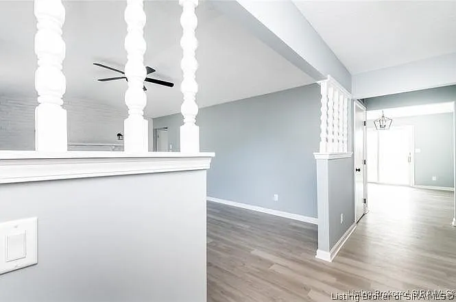 8109 Old State Road 60 — Photo 22