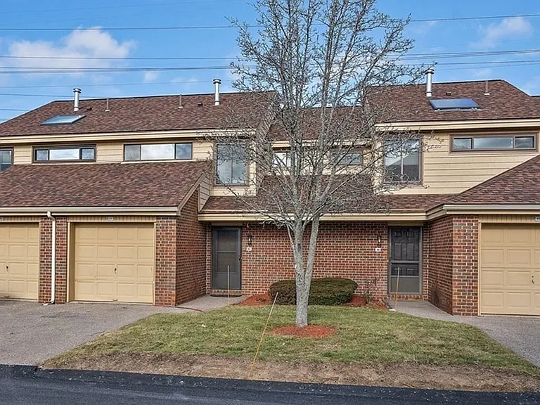 51 Cottonwood Dr #90-2 — Photo 1