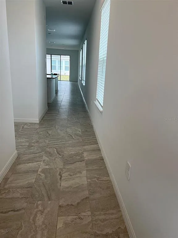 4 bed, 2.5 bath, 1790 sqft, $2,550 — Photo 2
