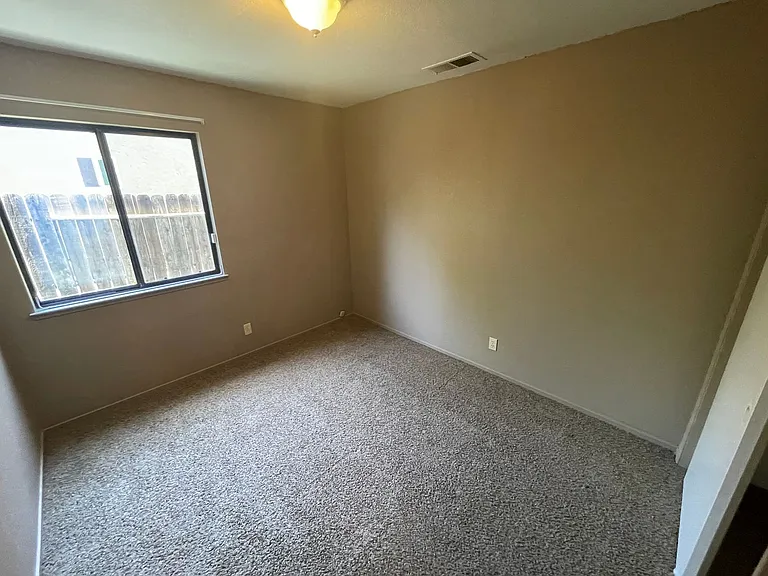 387 Autumn Gold Dr — Photo 12