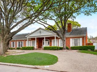 7021 Prestonshire Ln, Dallas, TX 75225