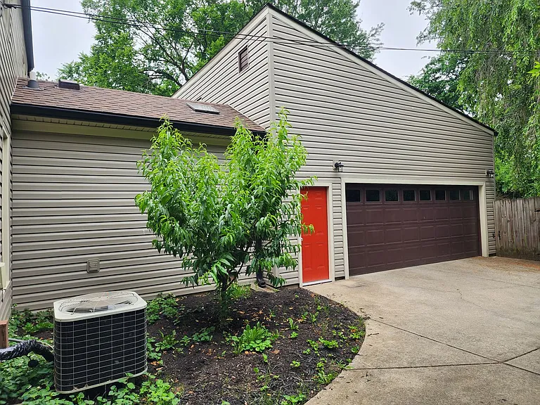 819 Fountain Ave — Photo 14