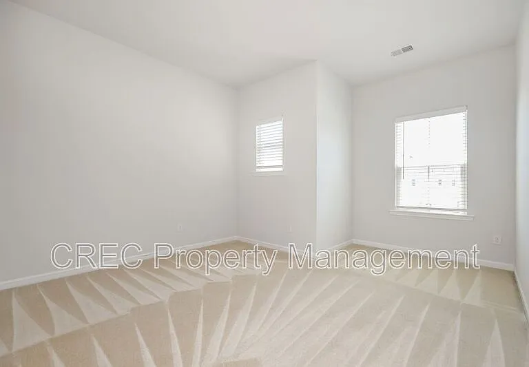 603 McLernon Trce — Photo 34