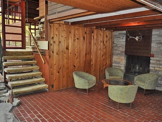4th image of 2580 N 100th St