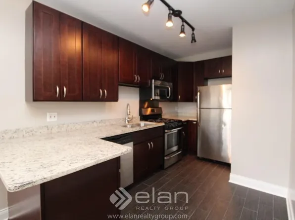 3718 W Fullerton Ave #3B, Chicago, IL 60647