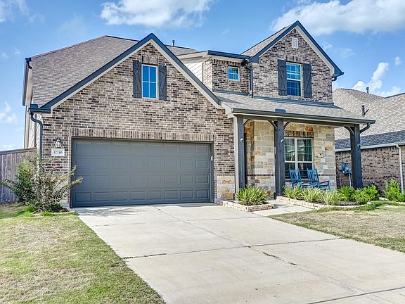 2nd image of 32246 River Birch Ln