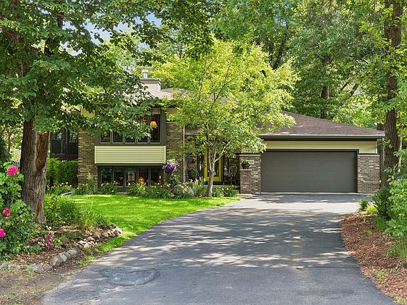 5th image of 11236 W River Rd