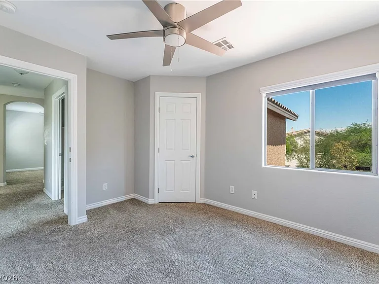 6048 Stern Cove Ct — Photo 16