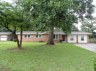 220 Yellowleaf Dr, Enterprise, AL 36330