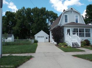 906 5th Ave NW, Austin, MN 55912