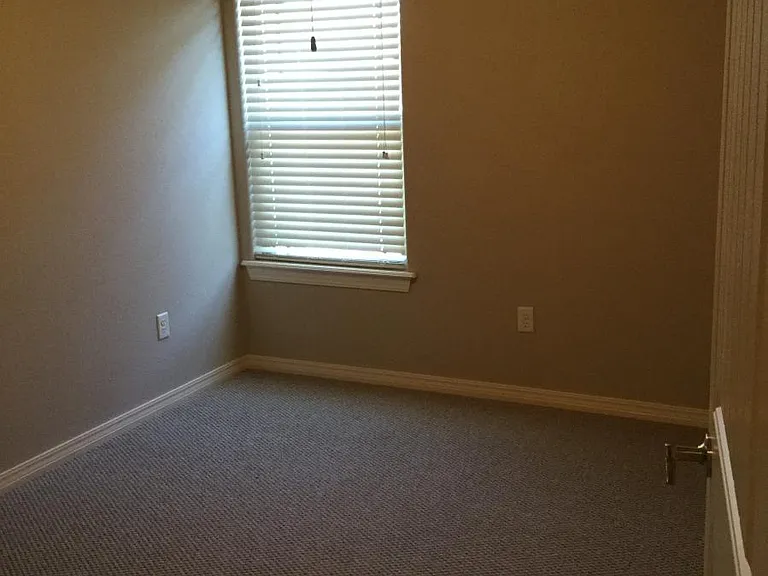 2nd & 3rd bedrooms