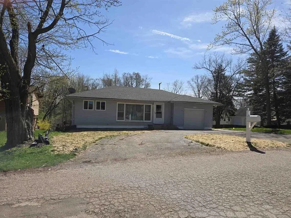 6777 Dandison Blvd, West Bloomfield, MI 48324