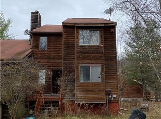2 Edelweiss Dr, Woodridge, NY