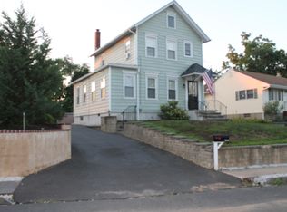 219 2nd St, Keyport, NJ 07735