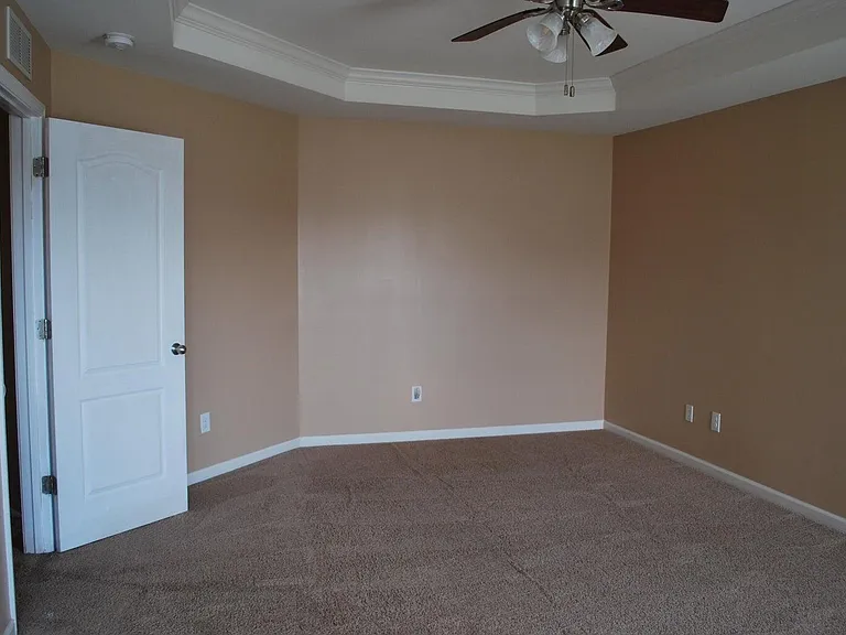 1064 Jouett Creek Dr — Photo 17