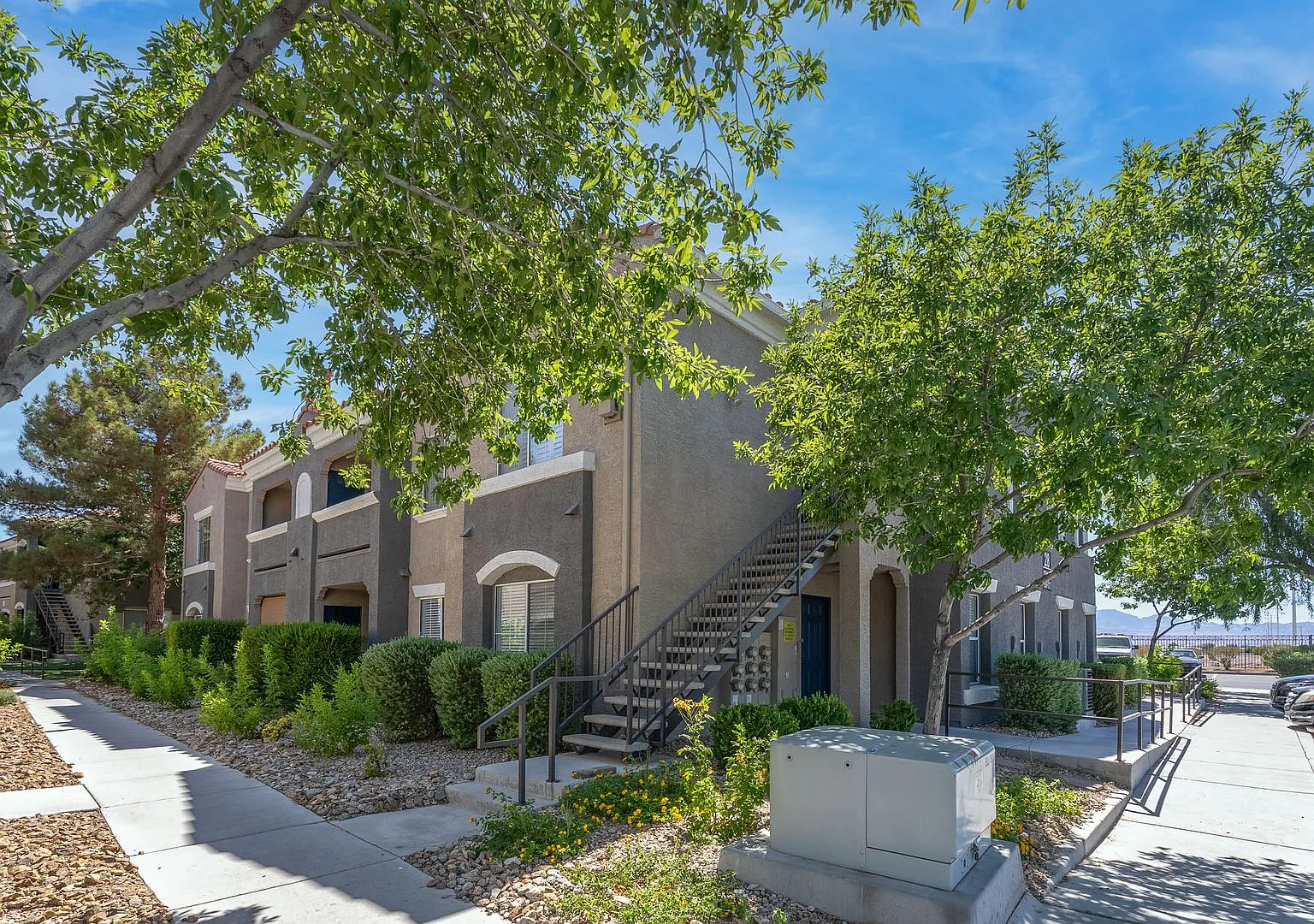 10245 S Maryland Pkwy #1212 Las Vegas NV 89183 — Photo 1
