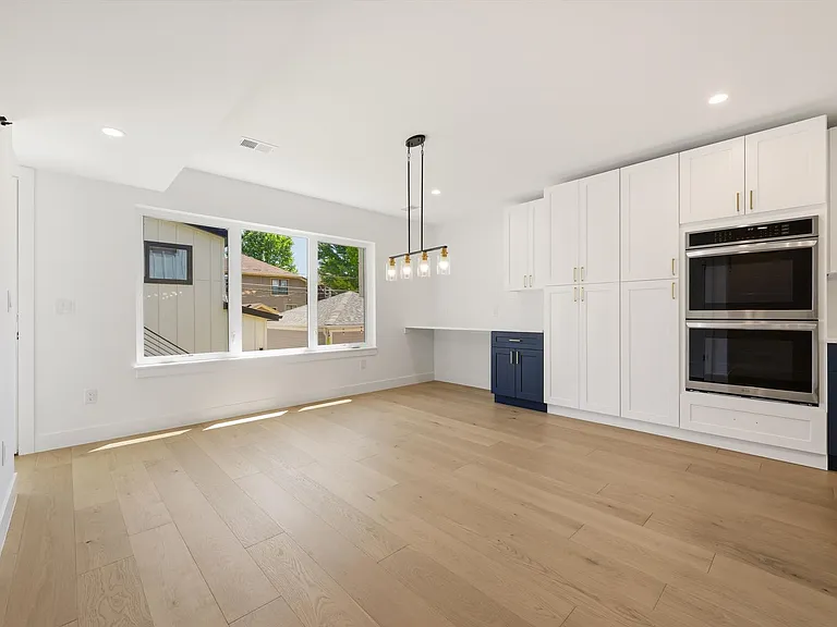 2452 S Marion St — Photo 14