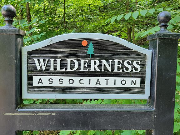 5th image of 12751 Wilderness Trl