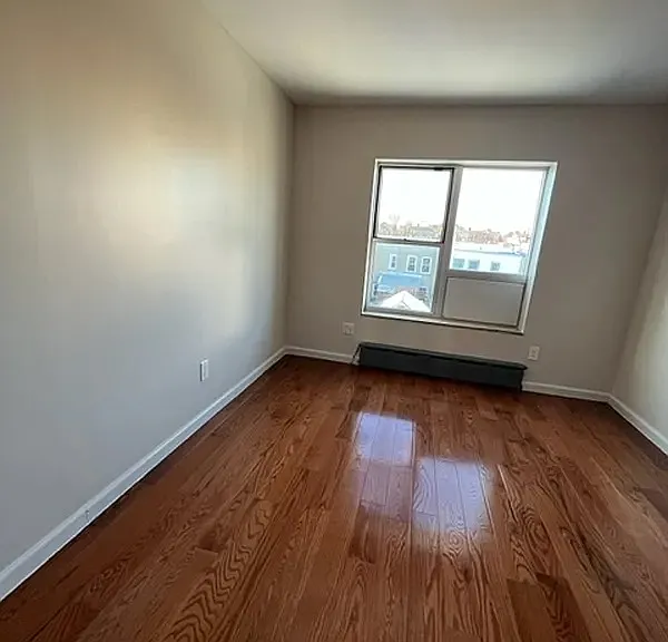 2138 38th St #3 — Photo 11