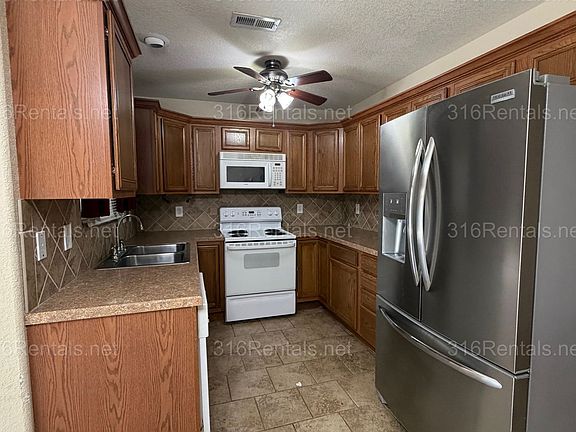 5th image of 314 E Columbia Ave