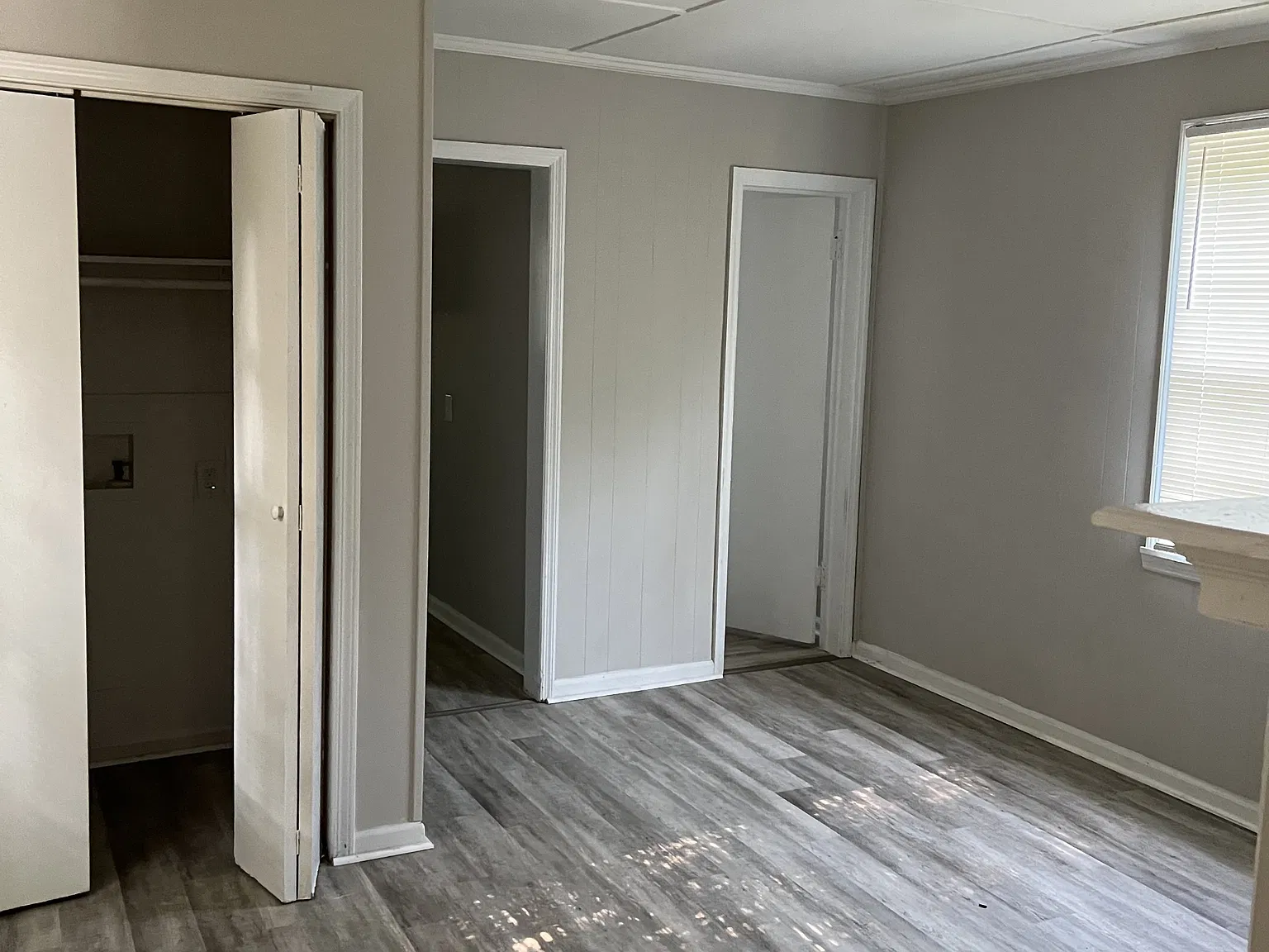 202 Dix Street - 1 — Photo 4