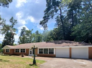 2890 Evangeline Dr, Vidor, TX 77662