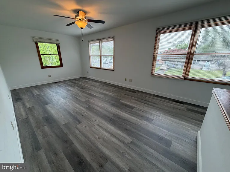 122 Glen Ave — Photo 19