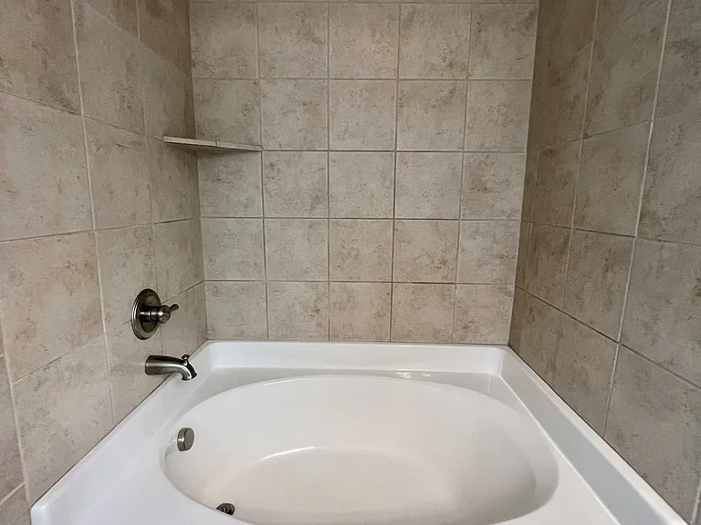 5541 Prada Dr — Photo 16